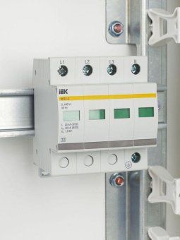 ограничитель перенапряжения опс1-c 4p iek mop20-4-c от магазина Штепсель и батарейка. - фото_2