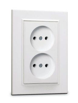 розетка 2-я б/з сп karea 16а ip20 бел. makel 56001017 от магазина Штепсель и батарейка.