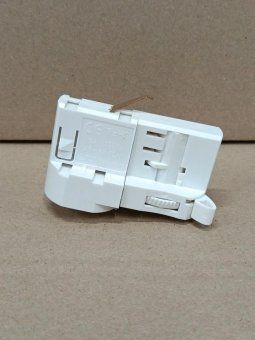 адаптер трековый tr-pa2-w 3ф ral 9010 бел. lumistec tr-pa2-w от магазина Штепсель и батарейка.