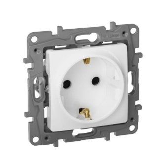 розетка 1-м сп etika 16а ip31 250в 2p+e с заземл. защ. шторки немецк. стандарт винтов. клеммы механизм бел. leg 672222 от магазина Штепсель и батарейка. - фото_6