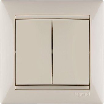 выключатель 2-кл. сп valena 10а ip31 250в механизм сл. кость leg 774305 от магазина Штепсель и батарейка. - фото_2