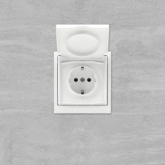 розетка силовая kant ip44 2p+e защ. шторки с крышкой бел. магнолия dkc 7000013 от магазина Штепсель и батарейка. - фото_3