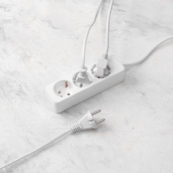 удлинитель 3 гнезда 1.5м 3х0.75кв.мм с/з бел. proconnect 13-4208 от магазина Штепсель и батарейка. - фото_2