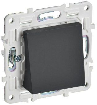вывод кабеля skandy sk-o01g графит iek sk-vk10-0-k53 от магазина Штепсель и батарейка.