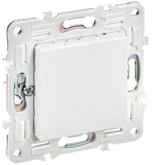 заглушка с суппортом skandy sk-c01w арктич. бел. iek sk-pl10-k01 от магазина Штепсель и батарейка.
