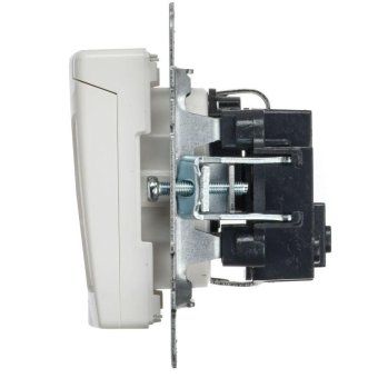 розетка brite рсбш10-3-брб 16а ip20 с заземл. защ. шторки с крышкой механизм бел. iek br-r16-16-k01 от магазина Штепсель и батарейка. - фото_5