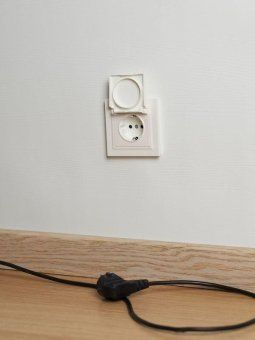 розетка brite рсбш10-3-брж 16а ip20 с заземл. защ. шторки с крышкой механизм жемчуж. iek br-r16-16-k36 от магазина Штепсель и батарейка. - фото_5