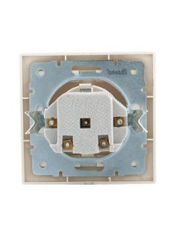 розетка 1-м сп mira 16а ip20 с заземл. защ. шторки со вставкой керамика крем. lezard 701-0303-124 от магазина Штепсель и батарейка. - фото_3