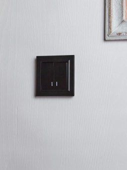 выключатель 2-кл. сп brite вс10-2-1-брч 10а с индик. механизм черн. iek br-v20-1-10-k02 от магазина Штепсель и батарейка. - фото_7