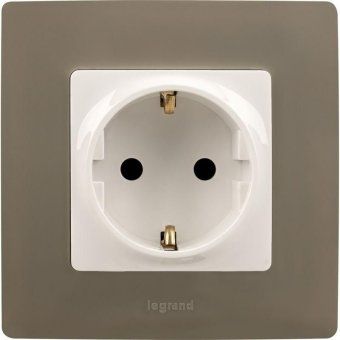 розетка 1-м сп etika 16а ip31 250в 2p+e с заземл. защ. шторки немецк. стандарт винтов. клеммы механизм бел. leg 672222 от магазина Штепсель и батарейка. - фото_11