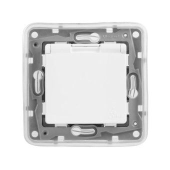 розетка 1-м сп etika 16а ip44 250в 2p+e с заземл. защ. шторки с крышкой немецк. стандарт безвинтов. клеммы механизм бел. leg 672232 от магазина Штепсель и батарейка. - фото_4