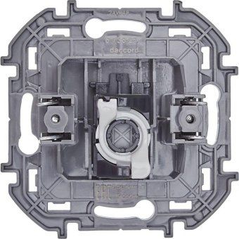 розетка компьютерная inspiria rj45 кат.5e utp алюм. leg 673827 от магазина Штепсель и батарейка.