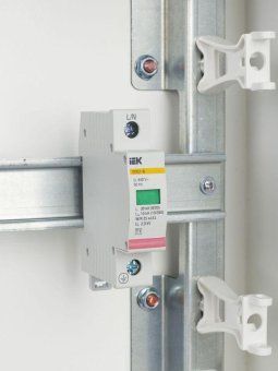ограничитель перенапряжения опс1-b 1p iek mop20-1-b от магазина Штепсель и батарейка. - фото_2
