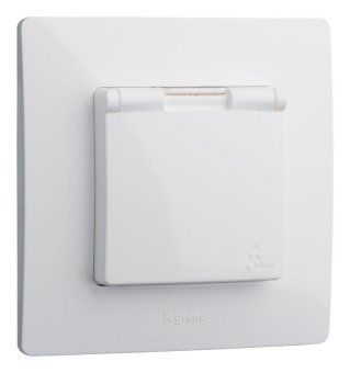 розетка 1-м сп etika 16а ip44 250в 2p+e с заземл. защ. шторки с крышкой немецк. стандарт безвинтов. клеммы механизм бел. leg 672232 от магазина Штепсель и батарейка.