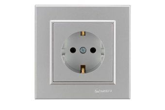 розетка 1-м сп karea 16а ip20 с/з сереб. makel 56065028 от магазина Штепсель и батарейка.