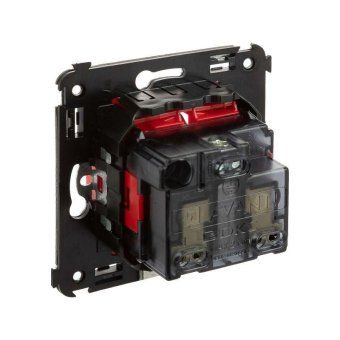 розетка 1-м сп 2мод. avanti "красный квадрат" 16а ip20 2p+e защ. шторки красн. dkc 4401003 от магазина Штепсель и батарейка. - фото_4