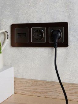 розетка brite рюш10-1-бртб 16а с usb a+a 2.1а с заземл. защ. шторки темн. механизм бронза iek br-r14-16-u21-d21-k45 от магазина Штепсель и батарейка. - фото_8