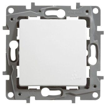 переключатель 1-кл. сп etika plus 10а ip44 250в 10ax механизм бел. leg 672200 от магазина Штепсель и батарейка.