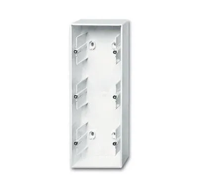 коробка для открытого монтажа 3 поста basic 55 альп. бел. abb 2cka001799a0976 от магазина Штепсель и батарейка.