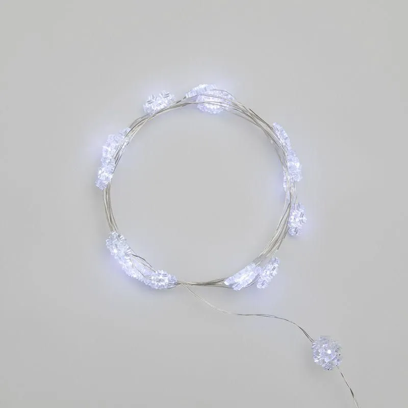 гирлянда светодиодная "снежинки" 2м 20led бел. 2вт 6в ip20 провод прозр. элементы питания 2хcr2032 (в компл.) neon-night 303-010 от магазина Штепсель и батарейка.