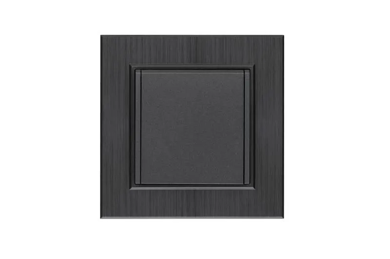 розетка 1-м с крышкой karea line star с заземл. дым. металлик makel 86050029 от магазина Штепсель и батарейка.