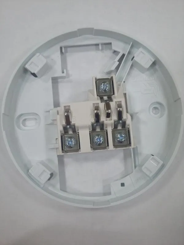 основание базовое w1.02 (в упаковке) рубеж rbz-338227 от магазина Штепсель и батарейка.
