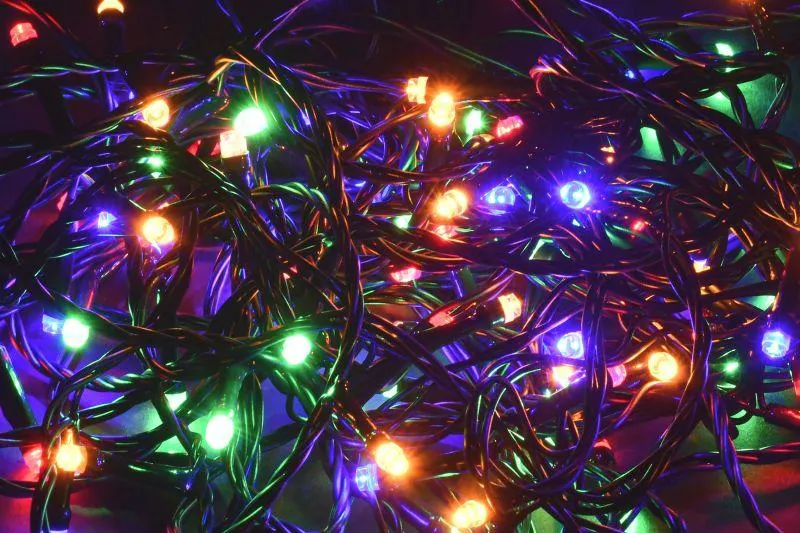 гирлянда "нить" 5м 50led rgb ip20 провод зел. 230в с контроллером 8 режимов iek lgdb110-3-050-05-g-s-20 от магазина Штепсель и батарейка.
