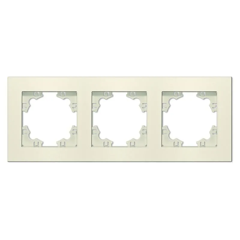 рамка 3-м афина универс. сл. кость (ivory) universal a0045-i от магазина Штепсель и батарейка.